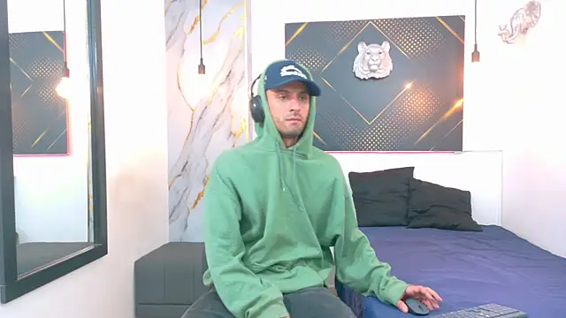 KingOfTemptation online show from 07/21/26, 03:42