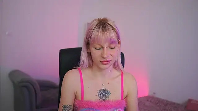 NadiaTiger18 online show from 03/20/26, 07:19