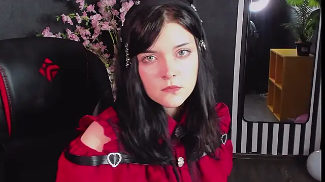 EsterTwilight online show from 03/10/26, 08:58