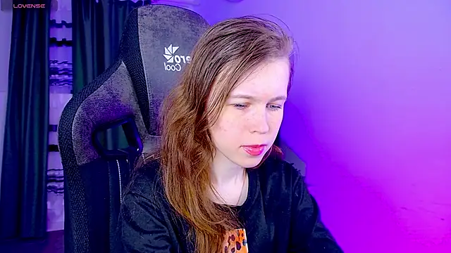 AriaGracen online show from 04/16/26, 08:26