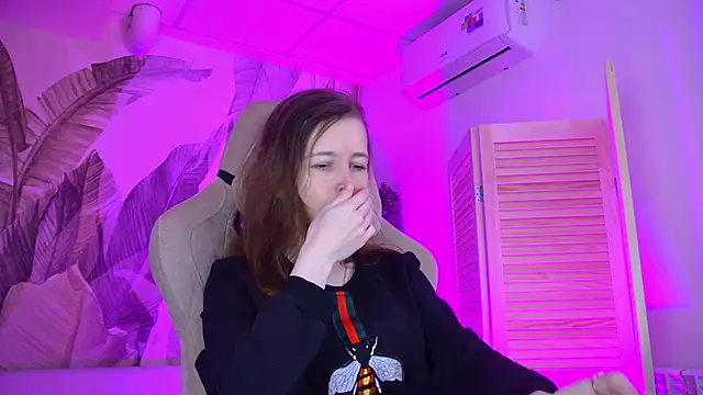 AriaGracen online show from 04/23/26, 05:41