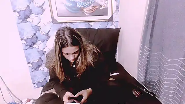 Snapshot of Luscious_Lexy chatting on 06/08/26, 04:57 Luscious Lexy online show from 06/08/26, 04:57