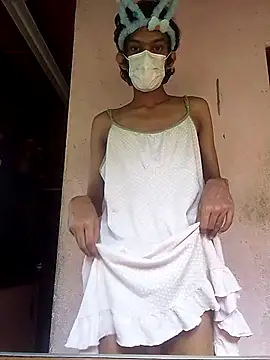 nilakshiperera0 online show from 04/05/26, 04:09