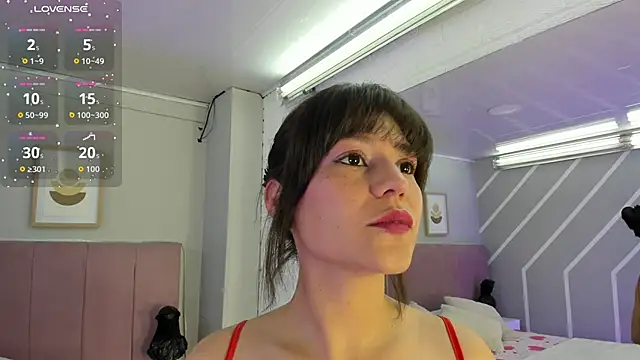 Snapshot of NatyBliss_gh chatting on 05/13/26, 05:27 NatyBliss gh online show from 05/13/26, 05:27