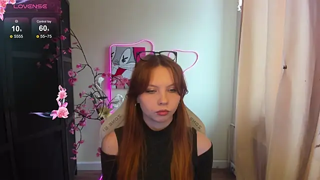 Ember Vexen online show from 04/14/26, 08:42