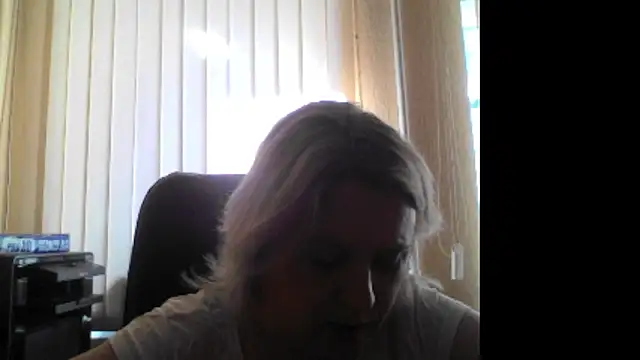 Snapshot of KaterinaVoroncova chatting on 03/11/26, 11:16 KaterinaVoroncova online show from 03/11/26, 11:16