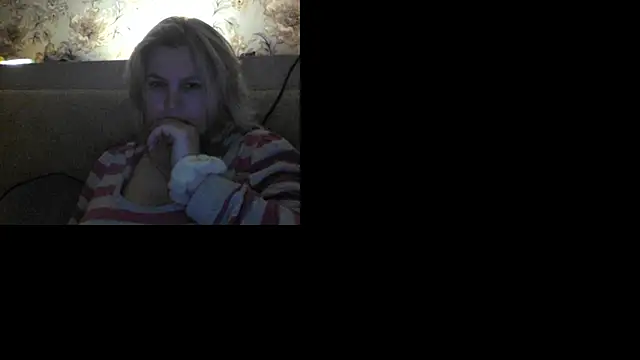 Snapshot of KaterinaVoroncova chatting on 03/13/26, 07:42 KaterinaVoroncova online show from 03/13/26, 07:42