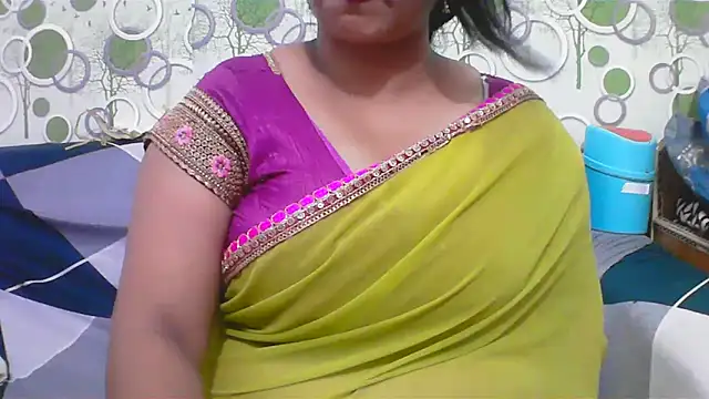 Snapshot of hard_to_do__ chatting on 05/29/26, 05:00 hard to do online show from 05/29/26, 05:00