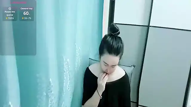 PINGGUO-33 online show from 03/11/26, 06:52