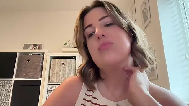 annabellewarick online show from 03/24/26, 01:16