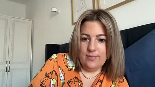 annabellewarick online show from 07/23/26, 07:39