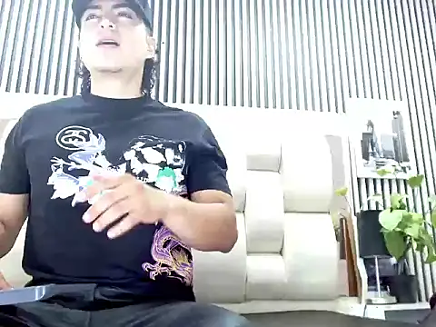 Snapshot of Alex_Wolft chatting on 06/11/26, 12:14 Alex Wolft online show from 06/11/26, 12:14