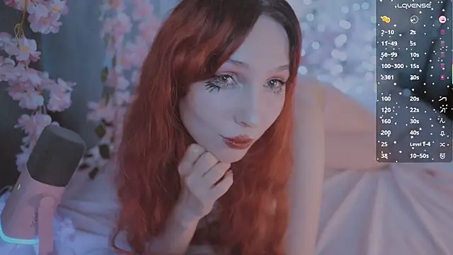 Snapshot of x__sexykitten666__x chatting on 06/18/26, 04:11 x sexykitten666 x online show from 06/18/26, 04:11