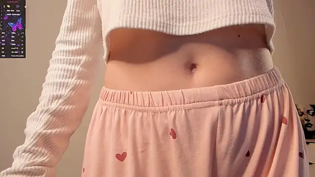 ErinnPieloch online show from 04/27/26, 07:23