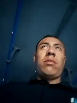 Snapshot of curiosos437 chatting on 03/20/26, 12:37 curiosos437 online show from 03/20/26, 12:37