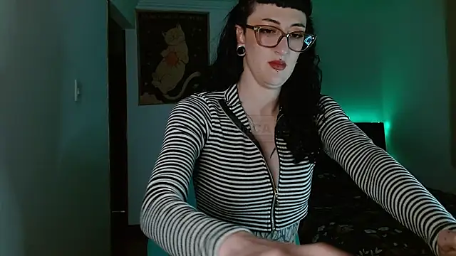 VelvetVal  online show from 04/11/26, 02:27