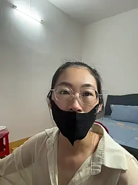 mila-baby-99 online show from 05/15/26, 12:39