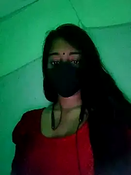 Snapshot of sapna_singh20 chatting on 03/11/26, 05:41 sapna singh20 online show from 03/11/26, 05:41