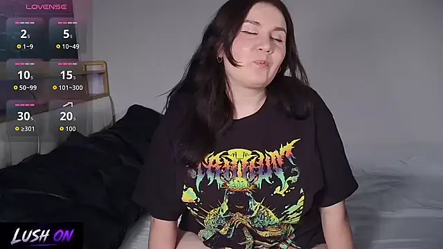 Realm Of Desire online show from 05/25/26, 07:31