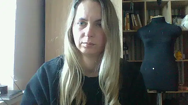 Mollie365 online show from 03/11/26, 11:49