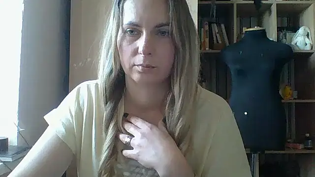 Mollie365 online show from 03/12/26, 12:33