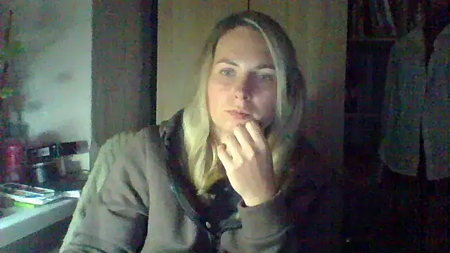 Mollie365 online show from 03/31/26, 06:52