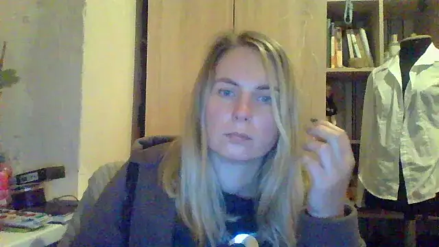 Mollie365 online show from 04/01/26, 05:32