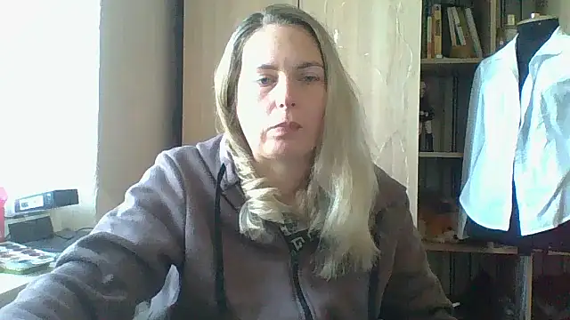 Mollie365 online show from 04/08/26, 09:20