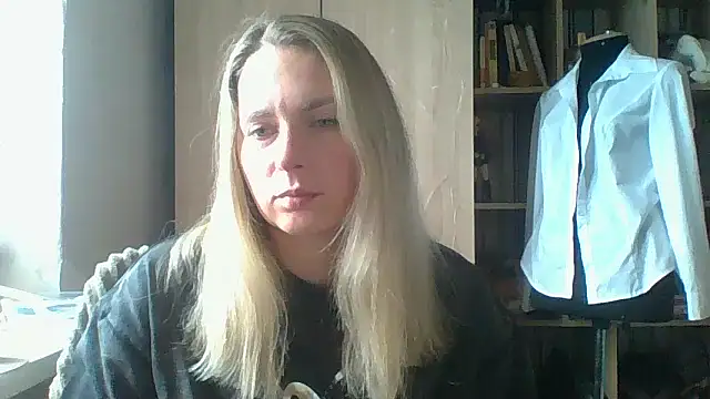 Mollie365 online show from 04/22/26, 09:01