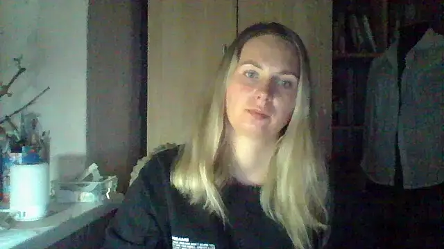 Mollie365 online show from 04/23/26, 06:43