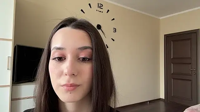 AdeleVelvet online show from 04/16/26, 01:23