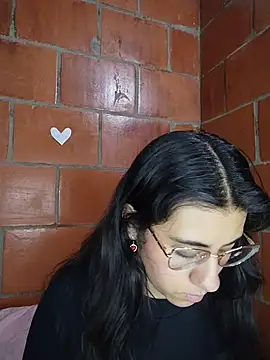 Snapshot of Amanda_x1 chatting on 07/10/26, 08:44 Amanda x1 online show from 07/10/26, 08:44