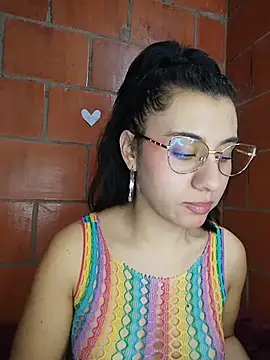 Snapshot of Amanda_x1 chatting on 07/18/26, 12:15 Amanda x1 online show from 07/18/26, 12:15