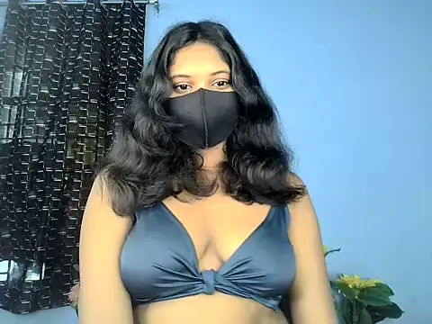 Snapshot of KASHISH_SINGH_ chatting on 05/05/26, 04:42 KASHISH SINGH online show from 05/05/26, 04:42
