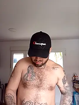 Snapshot of Davidhincap chatting on 03/09/26, 08:51 Davidhincap online show from 03/09/26, 08:51