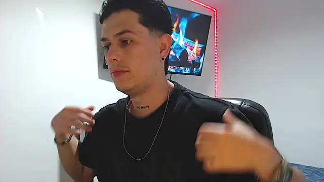 JUAN CAMILOXXX online show from 04/23/26, 02:24