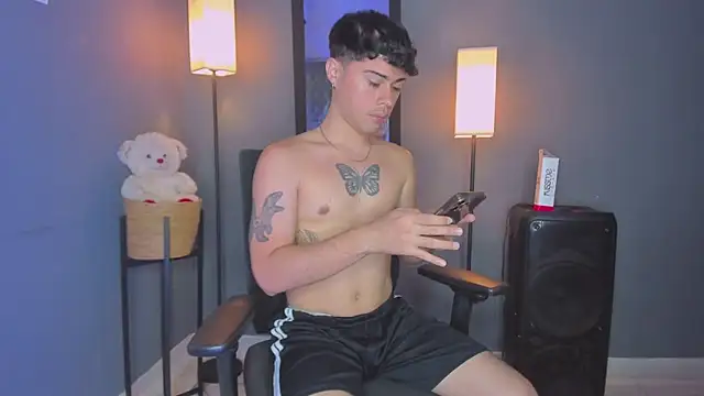 Soft Temptationxx online show from 03/10/26, 02:00