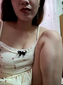 Snapshot of Milk-mlen037 chatting on 06/14/26, 05:53 Milk-mlen037 online show from 06/14/26, 05:53