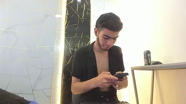 Valentin Lux online show from 03/23/26, 03:32