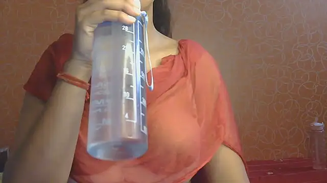 Snapshot of Ankita_verma01 chatting on 06/20/26, 04:37 Ankita verma01 online show from 06/20/26, 04:37