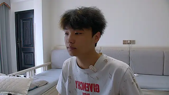 icecream-002 online show from 03/11/26, 06:08