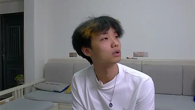 icecream-002 online show from 03/30/26, 03:40