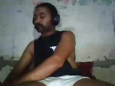 Snapshot of Parm_randhawa chatting on 06/14/26, 04:53 Parm randhawa online show from 06/14/26, 04:53