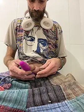 wasntevenme online show from 06/22/26, 04:20