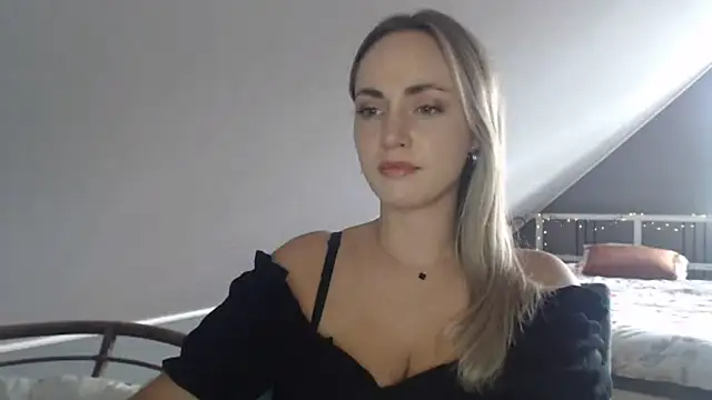 ScarlettSensitive online show from 07/06/26, 03:03