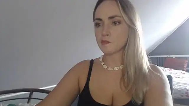 ScarlettSensitive online show from 07/14/26, 02:23