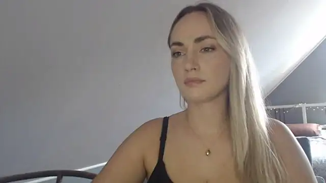 ScarlettSensitive online show from 07/29/26, 02:15