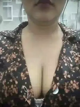 Snapshot of Chandrika_Yadav chatting on 07/05/26, 04:36 Chandrika Yadav online show from 07/05/26, 04:36