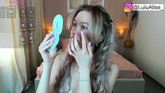 LuluAlis online show from 04/09/26, 01:38