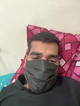 Snapshot of Manpreet057 chatting on 03/29/26, 12:38 Manpreet057 online show from 03/29/26, 12:38